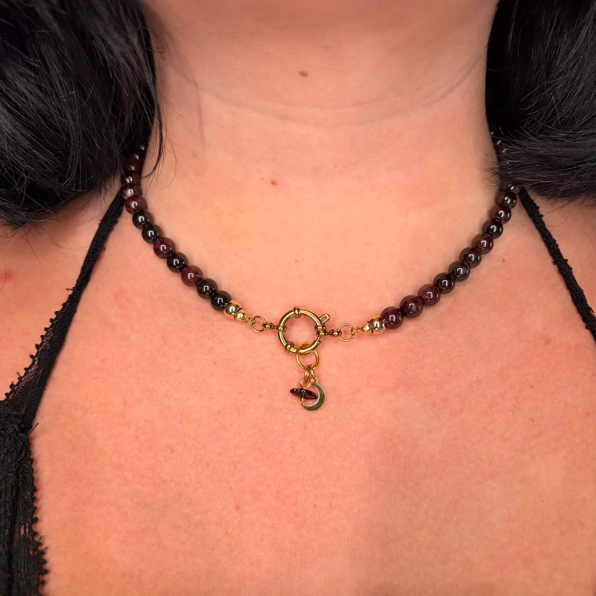 Collier Nuit Écarlate