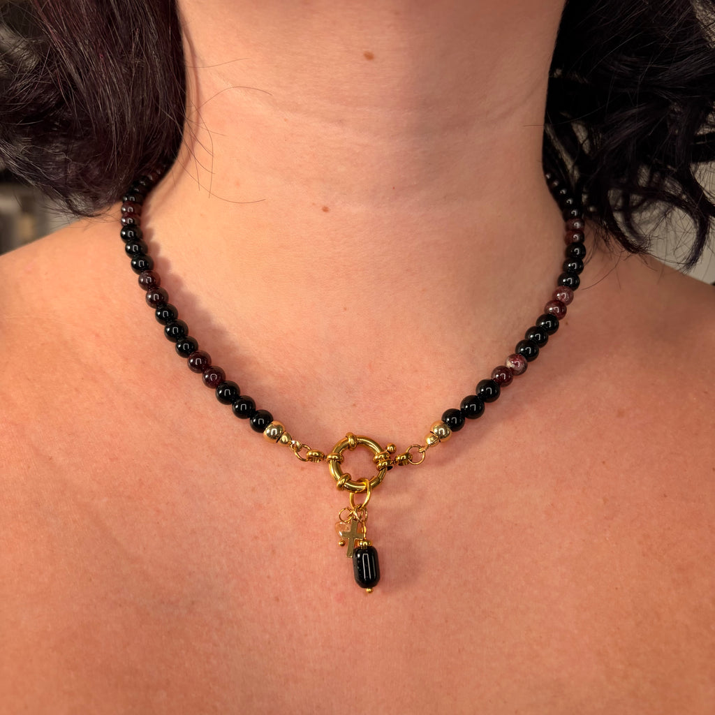 Collier Minuit Écarlate
