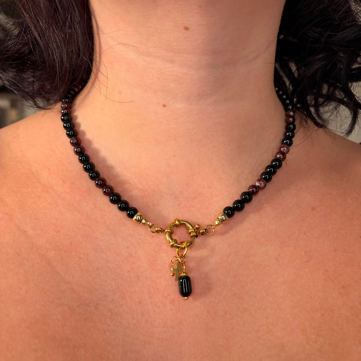 Collier Minuit Écarlate